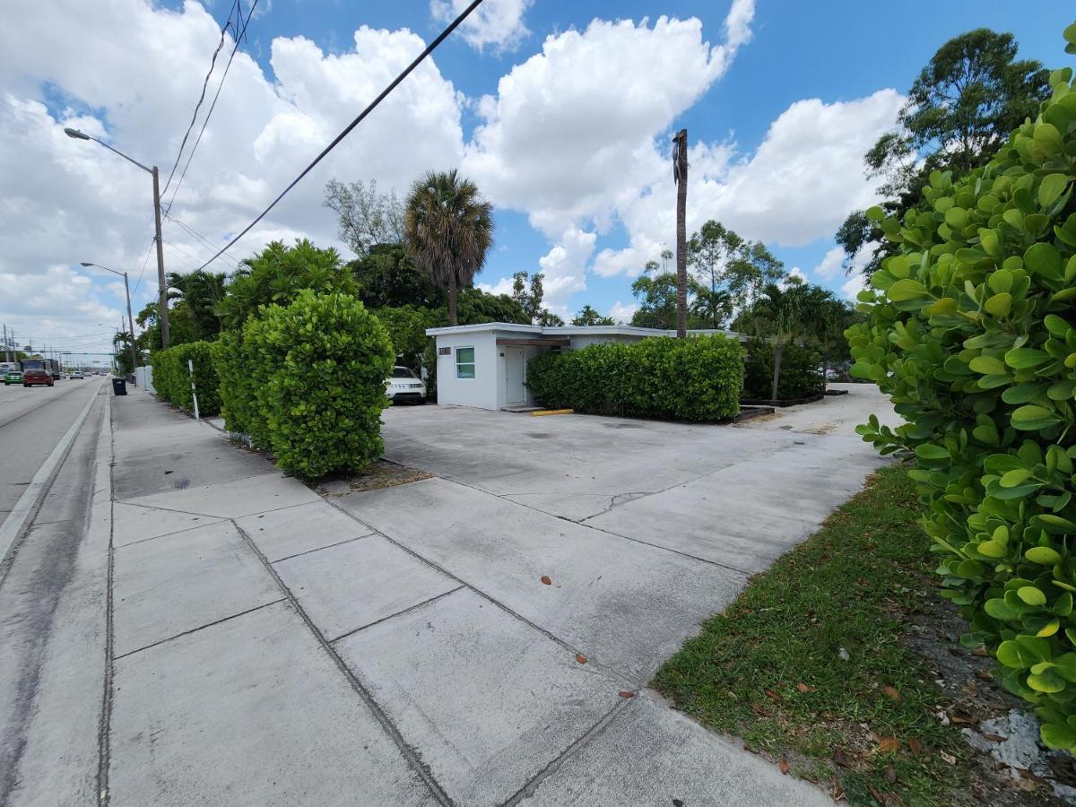 Private Aparment Studio In The Hard Of Miami Unit # 6 Opa-locka Екстериор снимка